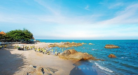Bãi biển Long Thủy Phú Yên