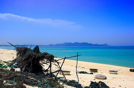 Bãi Biển Từ Nham Phú Yên