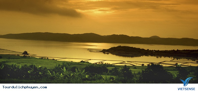 Tour du lịch Hà Nội - Phú Yên - Xứ Hoa Vàng Cỏ Xanh
