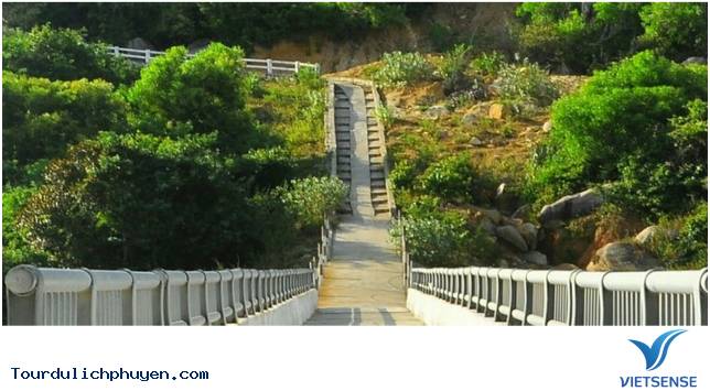 Mũi Điện - Nơi Đón Ánh Bình Minh Đầu Tiên Trên Đất Liền VIệt Nam4 Mũi Điện - Nơi Đón Ánh Bình Minh Đầu Tiên Trên Đất Liền VIệt Nam