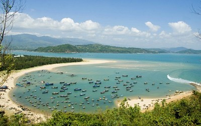 Du Lịch Phú Yên Đâu Chỉ Có Hoa Vàng Trên Cỏ Xanh Du Lịch Phú Yên Đâu Chỉ Có Hoa Vàng Trên Cỏ Xanh