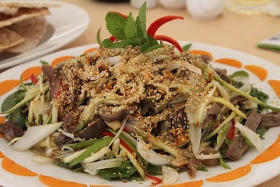 Gỏi Cá Ngừ Bao Tử - Hương Vị Miền Biển Phú Yên Gỏi Cá Ngừ Bao Tử - Hương Vị Miền Biển Phú Yên