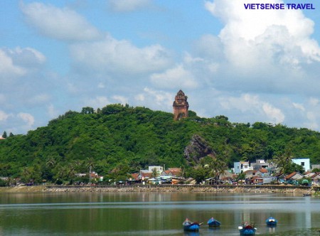 Hành Trình 4 Ngày 3 Đêm: Bình Định - Tuy Hòa  - Quy Nhơn