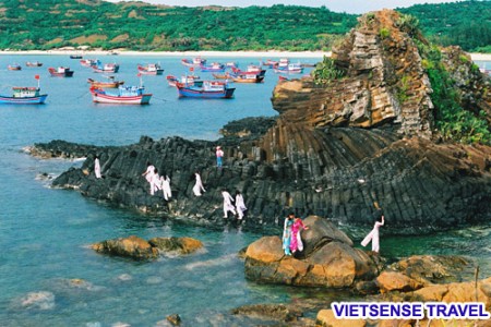 Hành Trình 4 Ngày: Tuy Hòa - Đại Lãnh -  Hải Đăng - Mũi Điện - Vịnh Xuân Đài - Vũng Rô - Gành Đá Đĩa - Đầm Ô Loan