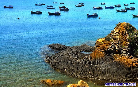 Hành Trình 4 Ngày: Tuy Hòa - Đại Lãnh -  Hải Đăng - Mũi Điện - Vịnh Xuân Đài - Vũng Rô - Gành Đá Đĩa - Đầm Ô Loan