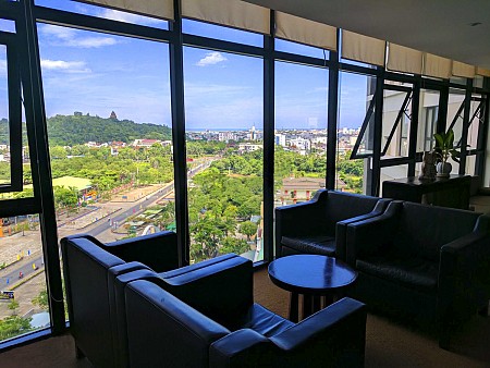 Khách Sạn CenDeluxe Phú Yên