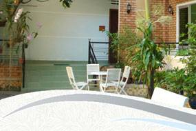 Khách Sạn Quỳnh Hoa