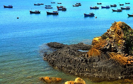 Hcm - Tuy Hòa – Hải Đăng Mũi Điện – Quy Nhơn – Tây Sơn – Hầm Hô | 4 Ngày 3 Đêm