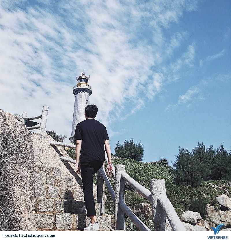 Lắng nghe sóng hát trong ánh bình minh tại hải đăng Đại Lãnh - Ảnh 2