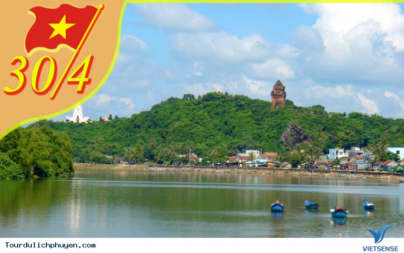 Nghỉ lễ 30 tháng 4 về Phú Yên đánh thức nàng Tháp Nhạn - Ảnh 1