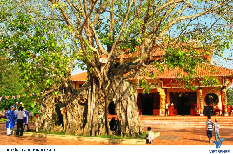 Đền thờ Lương Văn Chánh