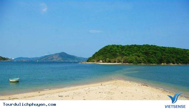 Những địa điểm mang vẻ đẹp “cổ tích” - Ảnh 2