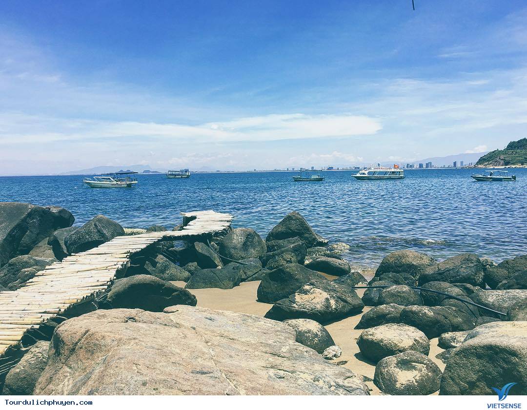 Bãi Rạng – một trong những bãi biển đẹp nhất Đà Nẵng