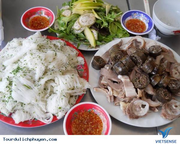 Bánh Hỏi Lòng Heo - Đặc Sản Bình Dị Đất Phú Yên - Ảnh 3 Bánh Hỏi Lòng Heo - Đặc Sản Bình Dị Đất Phú Yên - Ảnh 3