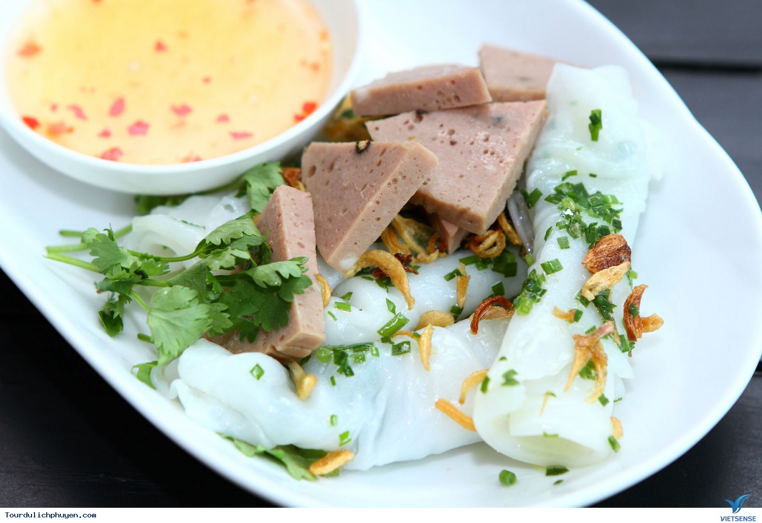 Bánh Ướt Chả Bò Phú Yên - Ảnh 1 Bánh Ướt Chả Bò Phú Yên - Ảnh 1