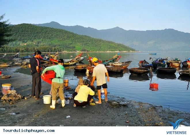 Cận Cảnh Đầm Lập An – Vẻ ĐẹpSay Lòng khách thăm quan - Ảnh 4 Cận Cảnh Đầm Lập An – Vẻ ĐẹpSay Lòng khách thăm quan - Ảnh 4