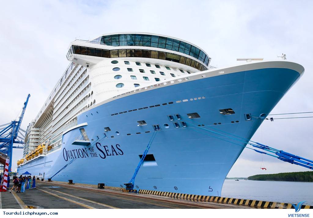 Du Thuyền Lớn Nhất Châu Á Tại Việt Nam