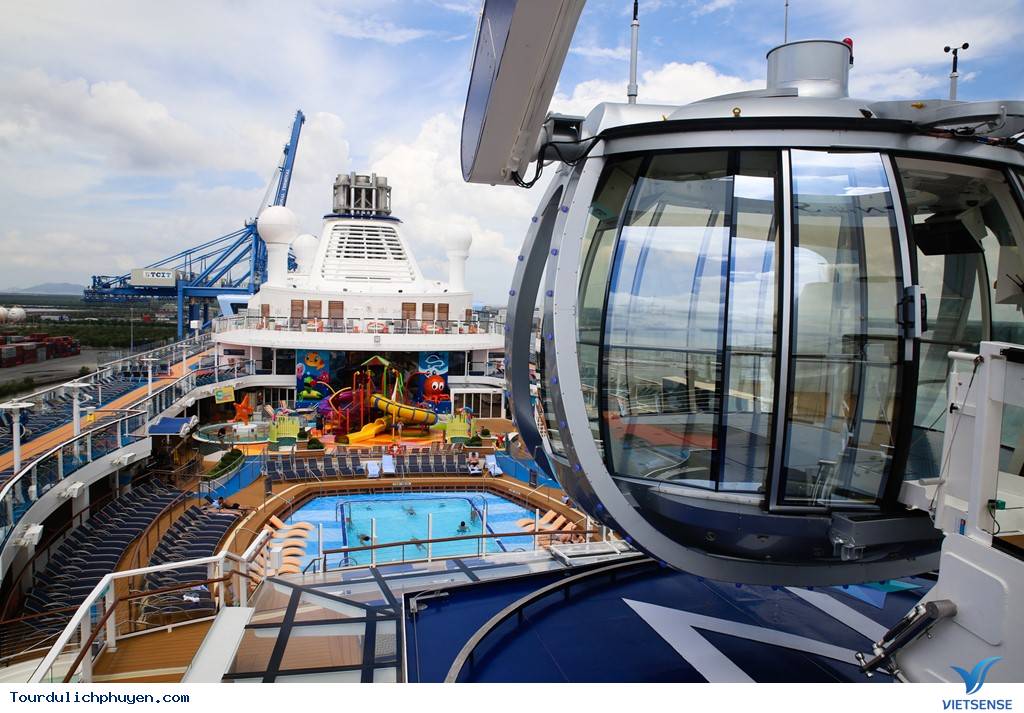 Du Thuyền Lớn Nhất Châu Á Tại Việt Nam