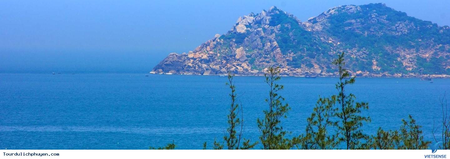 Đắm mình trong thế giới thần tiên của bãi Từ Nham