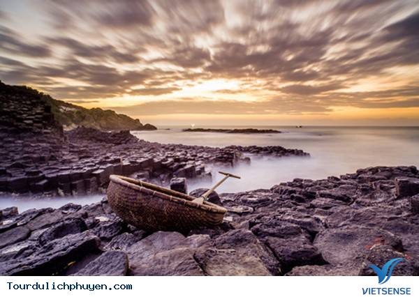 hành trình Phú Yên Đúng Dịp Tết Dương Với 3 Lịch Trình Mẫu Tuyệt Vời - Ảnh 1 hành trình Phú Yên Đúng Dịp Tết Dương Với 3 Lịch Trình Mẫu Tuyệt Vời - Ảnh 1