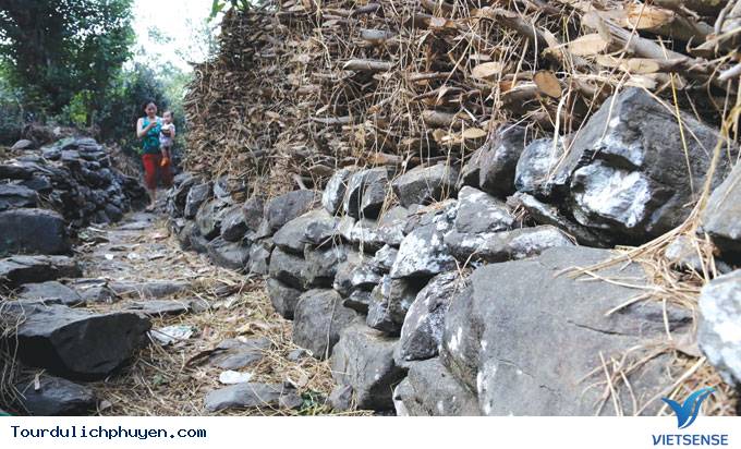 những con đường fđá Phú Yên