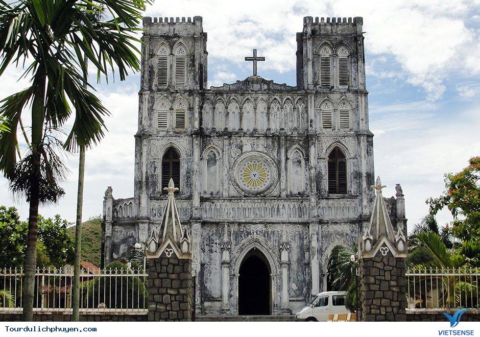 Giới thiệu về Nhà thờ Mằng Lăng - Ảnh 1