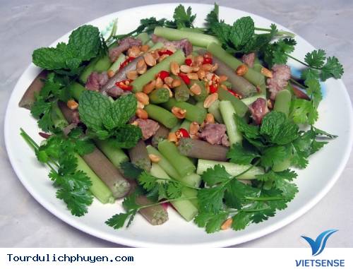 Gỏi Bông Súng Phú Yên - Ảnh 2