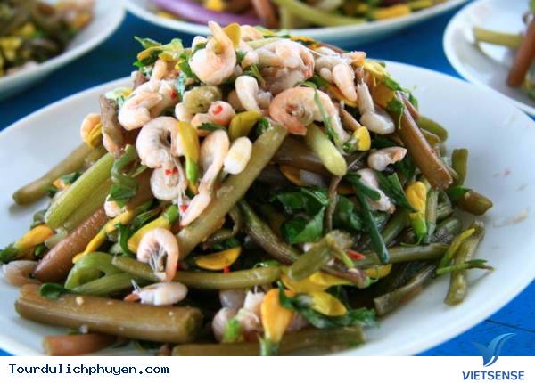 Gỏi Bông Súng Phú Yên - Ảnh 3