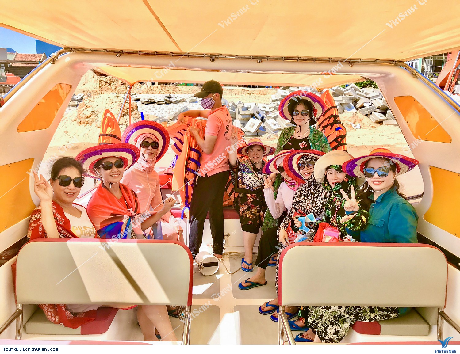 Hình Ảnh Chương trình Quy Nhơn Phú Yên Đoàn Riêng Tháng 5 - Ảnh 14