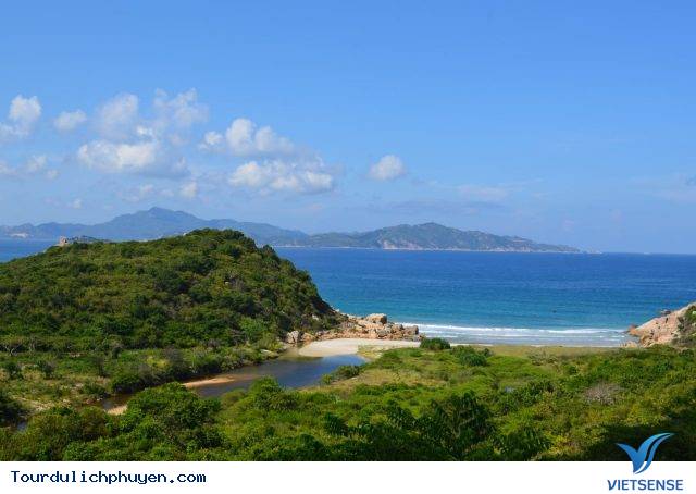 Hòn Chùa Phú Yên – nơi vẻ đẹp hoang sơ của đất trời - Ảnh 3