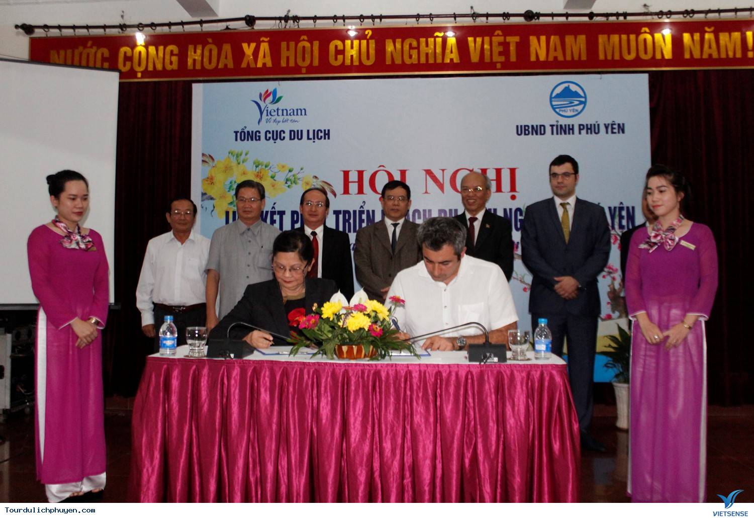Hợp Tác Xúc Tiến trải nghiệm Phát Triển khách thăm quan Nga Đến Với Phú Yên - Ảnh 1 Hợp Tác Xúc Tiến trải nghiệm Phát Triển khách thăm quan Nga Đến Với Phú Yên - Ảnh 1