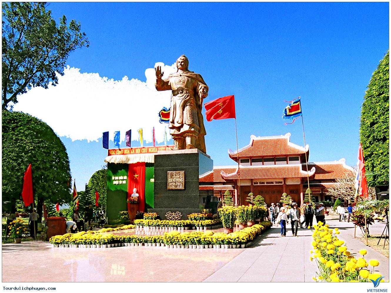 Khai Mạc Lễ Hội hành trình Hè Quy Nhơn Bình Định 2016 - Ảnh 2 Khai Mạc Lễ Hội hành trình Hè Quy Nhơn Bình Định 2016 - Ảnh 2