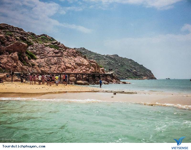 Khám Phá Bình Định Và Những Con Đường Xuyên Biển Tuyệt Nhất Việt Nam - Ảnh 1 Khám Phá Bình Định Và Những Con Đường Xuyên Biển Tuyệt Nhất Việt Nam - Ảnh 1