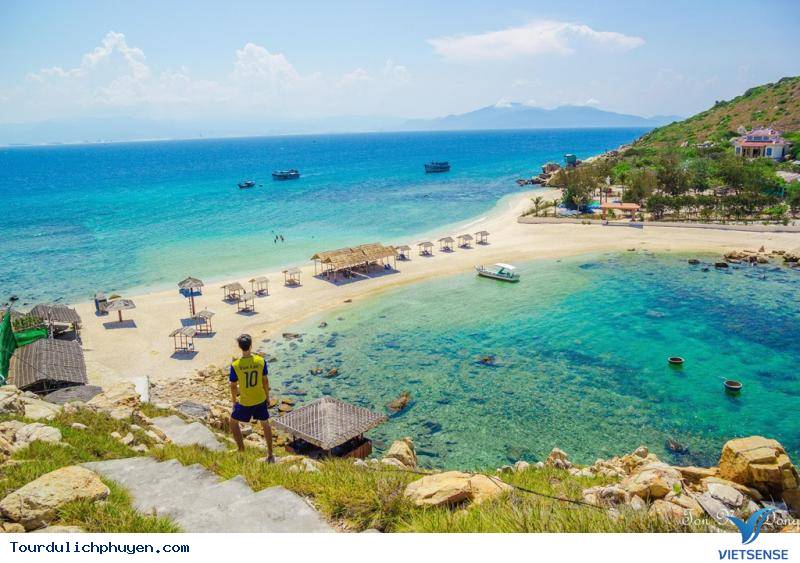 Khám Phá Bình Định Và Những Con Đường Xuyên Biển Tuyệt Nhất Việt Nam - Ảnh 10 Khám Phá Bình Định Và Những Con Đường Xuyên Biển Tuyệt Nhất Việt Nam - Ảnh 10