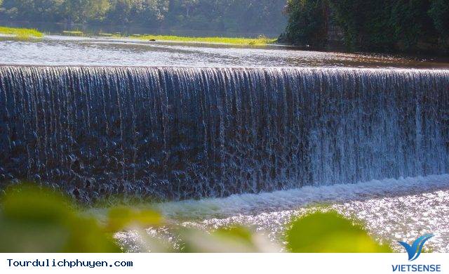 Khám phá sinh thái hồ Hóc Răm - Ảnh 1