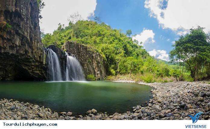 Khám phá vực Hòm - Ảnh 2