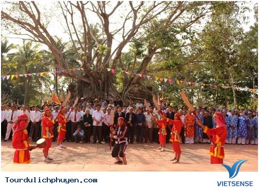 Lễ Hội Đền Lương Văn Chánh - Đôi Nét Văn Hóa Lễ Hội Người Phú Yên - Ảnh 1