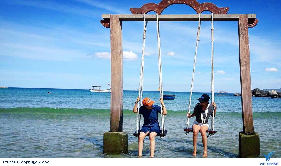 Ngày 4: Sắm quà mang về - sân bay Phù Cát - Hà Nội/ TP HCM - Ảnh 2 Ngày 4: Sắm quà mang về - sân bay Phù Cát - Hà Nội/ TP HCM - Ảnh 2