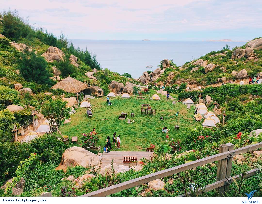 Ngày 4: Sắm quà mang về - sân bay Phù Cát - Hà Nội/ TP HCM - Ảnh 3 Ngày 4: Sắm quà mang về - sân bay Phù Cát - Hà Nội/ TP HCM - Ảnh 3