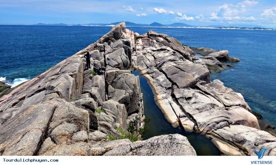 Một lần trôi dạt tới đảo Hòn Nưa - Ảnh 2