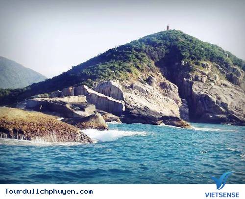 Một Ngày hành trình Phú Yên Kiểu Tây Balo Trên Hòn Nưa Hoang Sơ - Ảnh 1