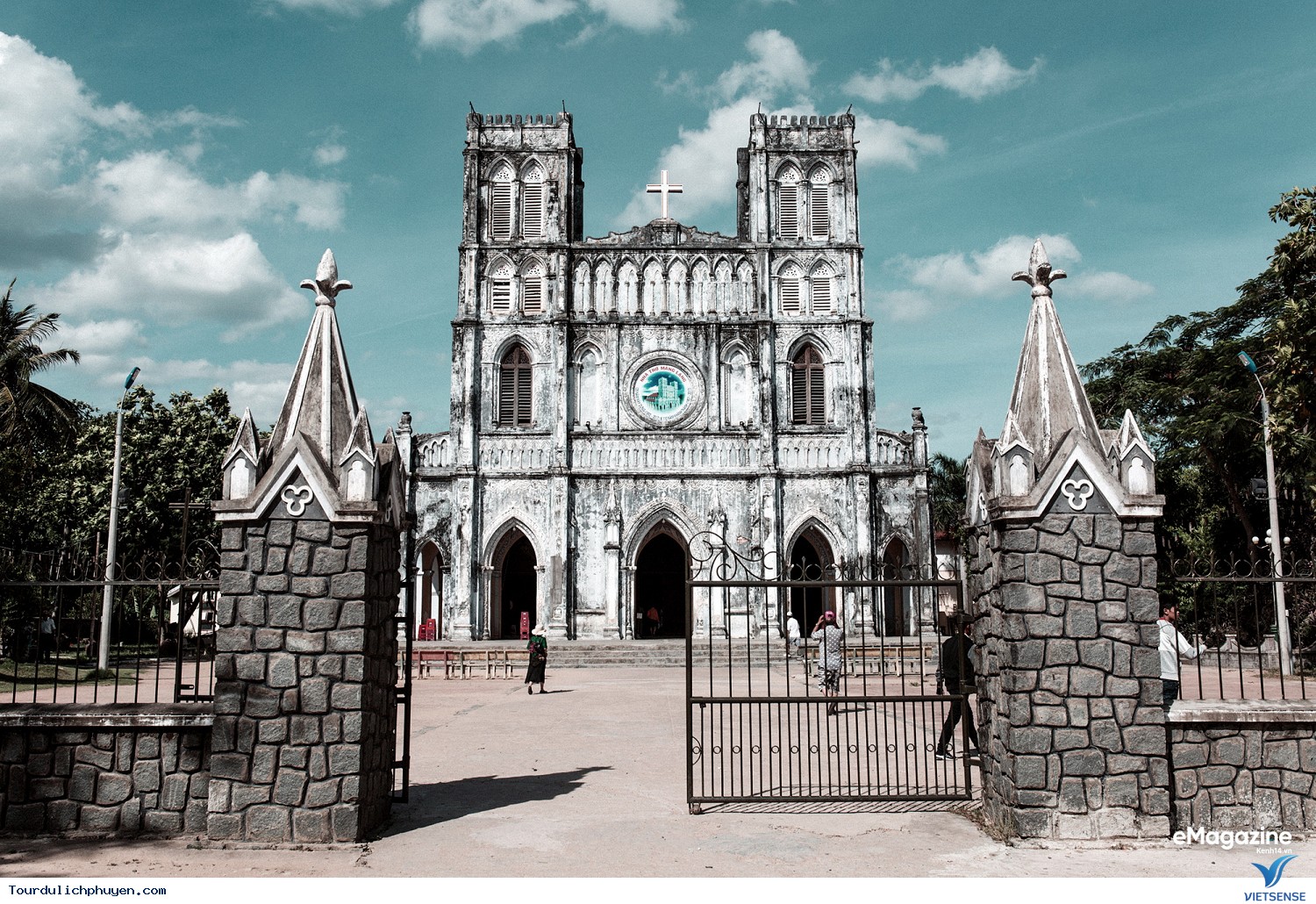 Nhà thờ Mằng Lăng