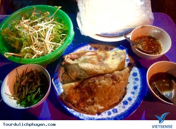 Bánh xèo kiểu miền Trung.