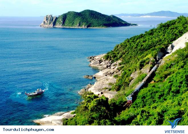 Ngây ngất với vẻ đẹp Phú Yên trong "Tôi Thấy Hoa Vàng Trên Cỏ Xanh" - Ảnh 1 Ngây ngất với vẻ đẹp Phú Yên trong "Tôi Thấy Hoa Vàng Trên Cỏ Xanh" - Ảnh 1