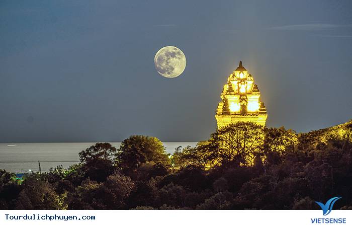 Tháp Nhạn Tháp Nhạn