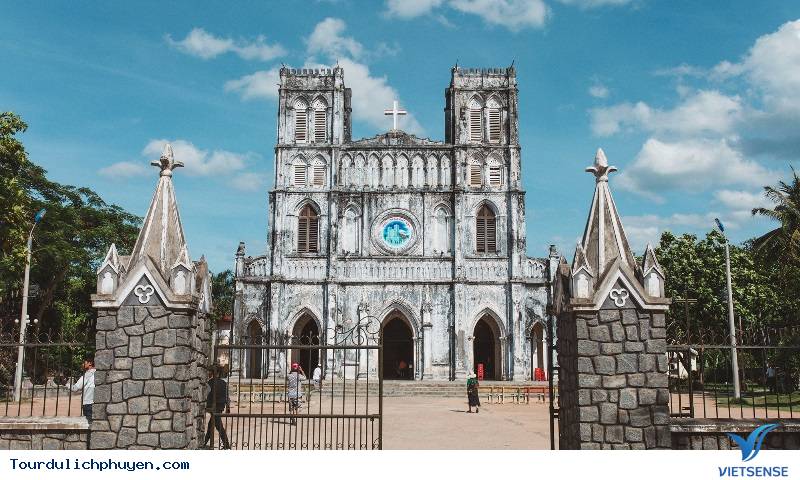 Nhà thờ Mằng Lăng Nhà thờ Mằng Lăng