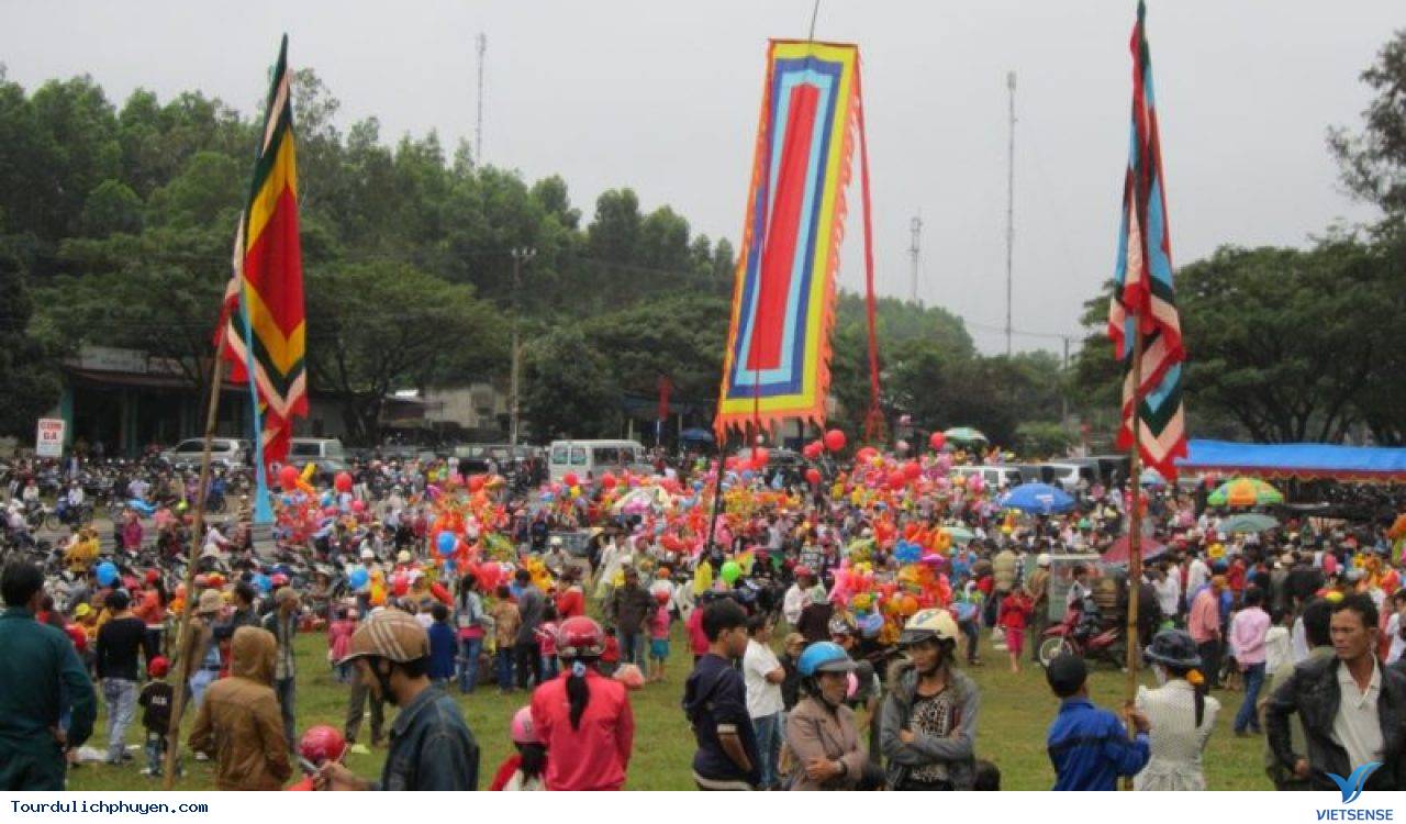 Những lễ hội đặc sắc, thu hút khách thăm quan của Bình Định