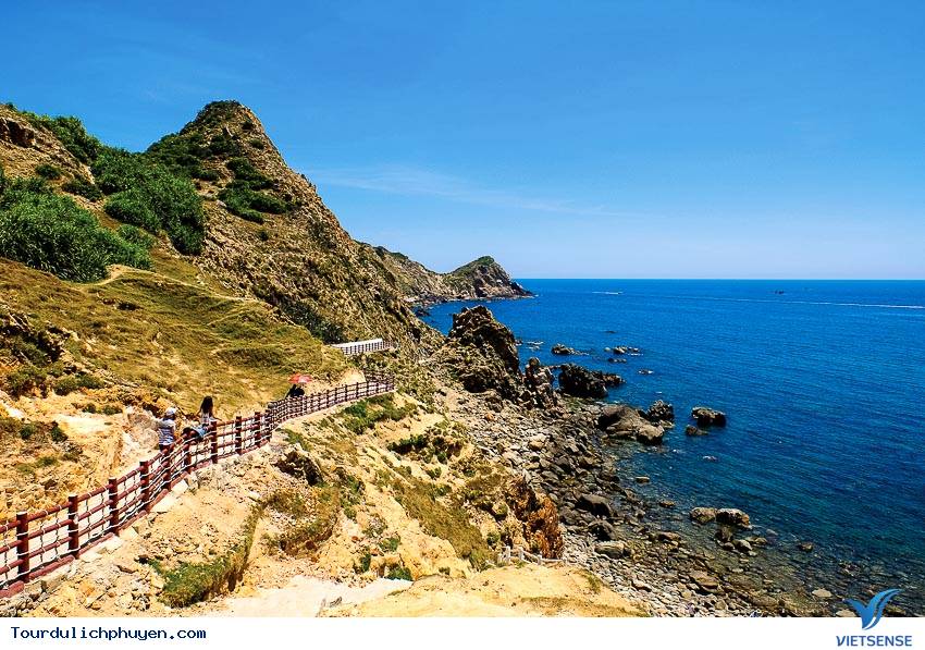 Những trải nghiệm tuyệt đẹp tại eo gió - Ảnh 4