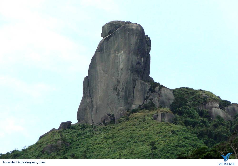 Núi Đá Bia - Ảnh 1