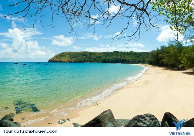 Phú Yên Là Một Trong 8 Điểm Đến Lý Tưởng Để hành trình Một Mình Ở Việt Nam - Ảnh 2